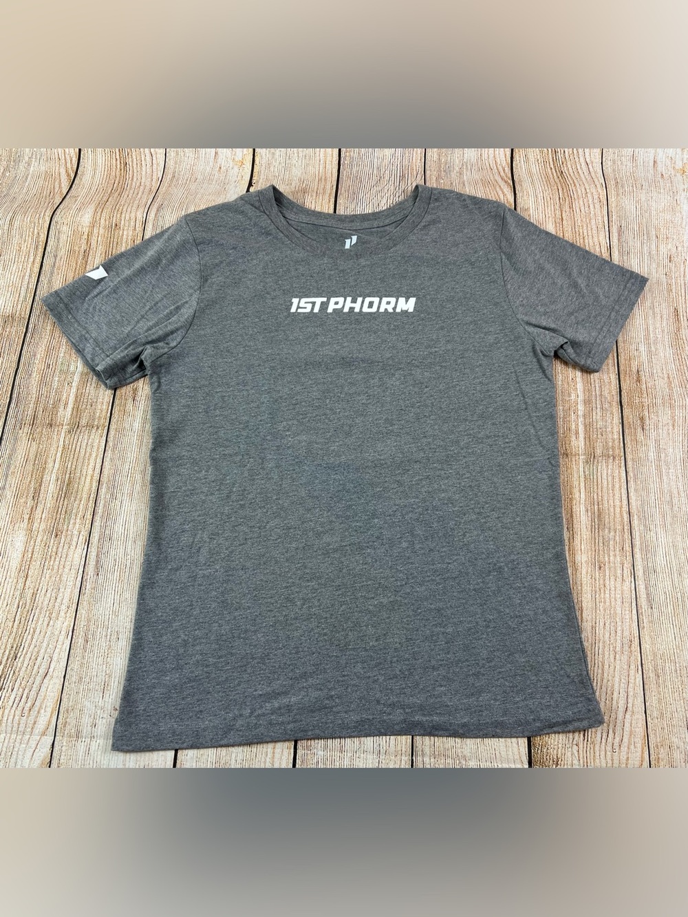 Women’s 1st Phorm Gym Fitness Grey Shirt Size Large